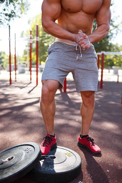 Homme sportif hot sale