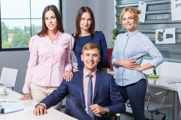 Takım iş, kolay office işçilerin çalışma office öncül