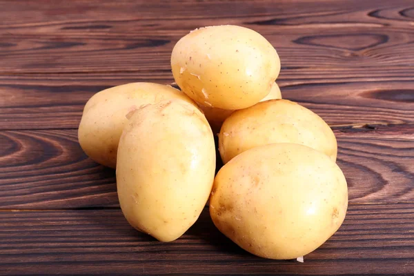 Closeup New Potatoes Dark Wooden Table Nutritious Vegetables Appetizing Summer — Stock Photo, Image