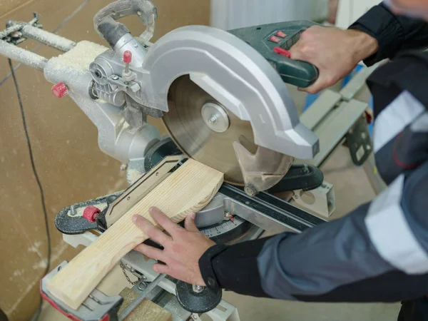 Circular saw with protection so as not to hurt yourself — Stock Photo, Image