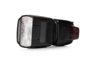 Kırpma yolu ile beyaz arka plan üzerinde dijital flaş çekim ünitesi. 