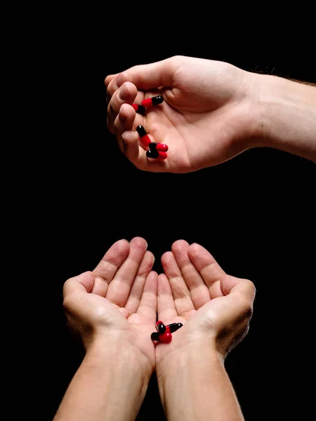 Zusammensetzung Der Handflächen Schöner Patienten Die Gesunde Medikamente Aus Der — Stockfoto