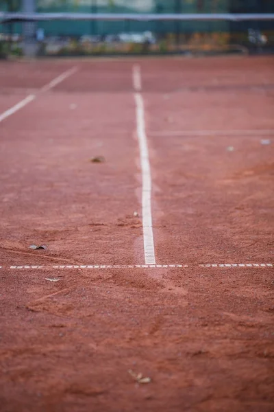 Hermosa una gran pista de tenis de colores. Concepto deportivo . —  Fotos de Stock