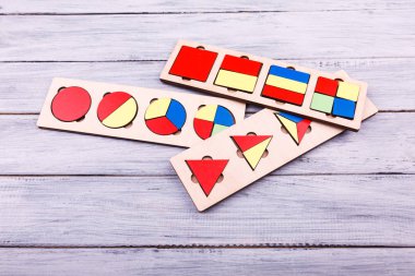 Çocuklar için eğitici bir oyun. 