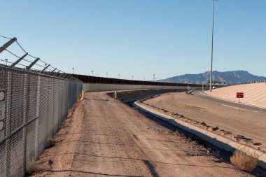 El Paso, Teksas-13 Ocak 2020: ABD Meksika sınırı boyunca El Paso, Teksas