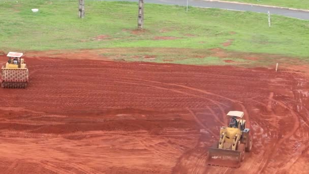 巴西巴西利亚 2020年3月5日 Noroeste西北地区新加油站的重型机械破土动工 — 图库视频影像