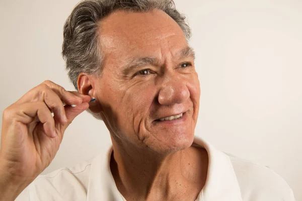 Man Cleaning His Ear Cotton Tip Swab — Stock Photo, Image