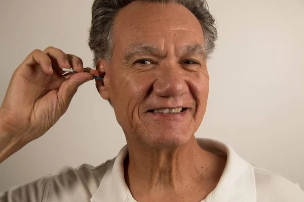 Man Cleaning His Ear Cotton Tip Swab — Stock Photo, Image