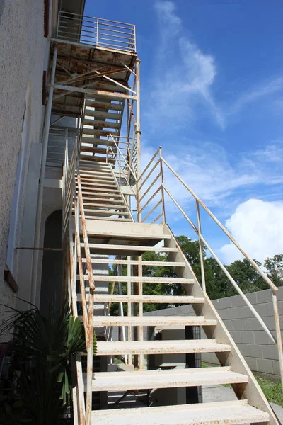 Rustic Fire Escape Stairs — Stock Photo, Image