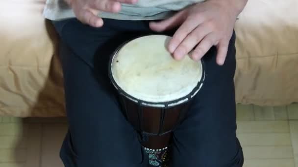 Afrikanska Djembe trummor — Stockvideo