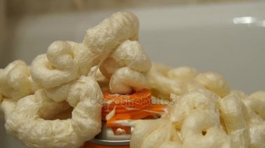 Montaj köpük. Poliüretan köpük