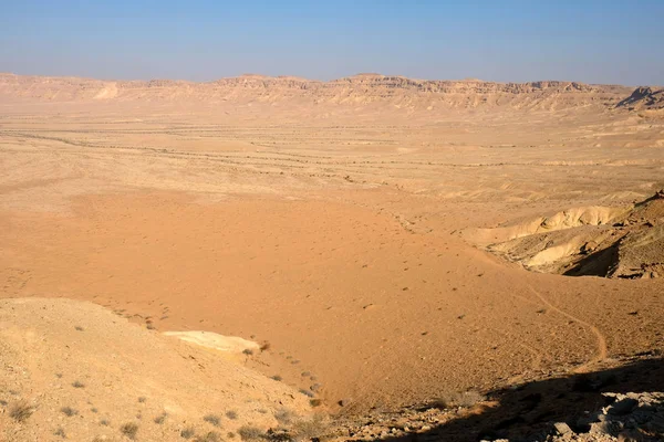 Cratera Ramon duna de areia, deserto de Negev . — Fotografia de Stock