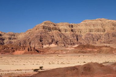 Timna Dağları'nda doğal peyzaj.