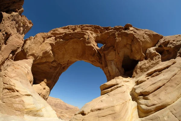 Timna park büyük kemer. — Stok fotoğraf