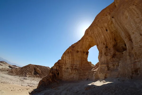 The big arch in Timna park. — Stock Photo, Image