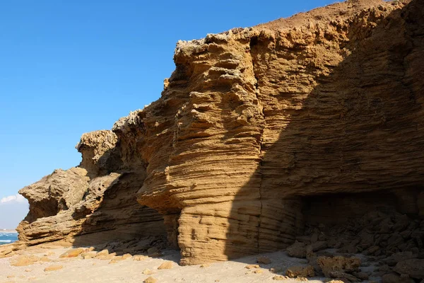 Palmachim plaj doğal kayalar. — Stok fotoğraf