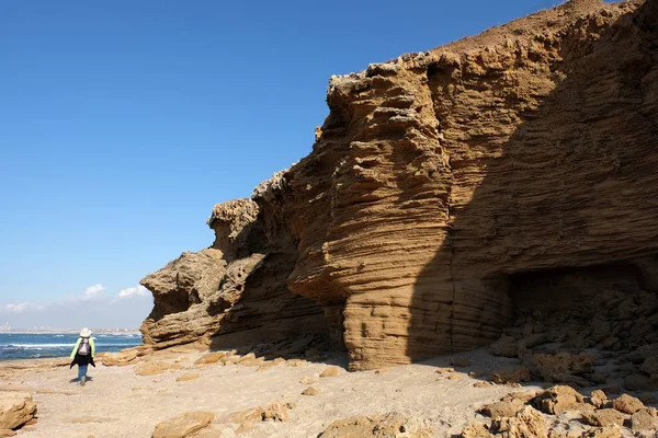 Plage de Palmachim rochers pittoresques . — Photo