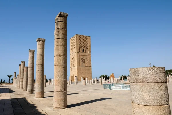 Torre Hassan Frente Mausoléu Rei Mohamed Rabat Marrocos Imagem De Stock