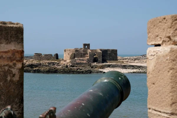 Antique Green Copper Cannon Facing Atlantic Ocean Fort Wall Essaouira — Fotografia de Stock