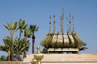 Rabat, Fas 'taki Muhammed V' in kutsal mezarının altın çatısı.