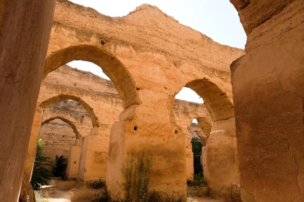 Les Anciennes Arches Ruinées Des Massives Écuries Royales Meknès Maroc — Photo