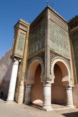 Meknes, Fas 'taki Bab El Mansour kapısının dekoratif parçası.