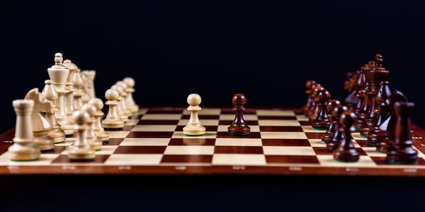 Wooden Chess Set Chessboard Black Background Side View — Stock Photo, Image