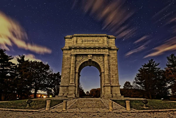 National Memorial Arch w nocy — Zdjęcie stockowe