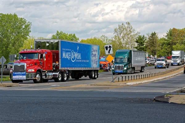 Mothers Day Truck konvooi — Stockfoto