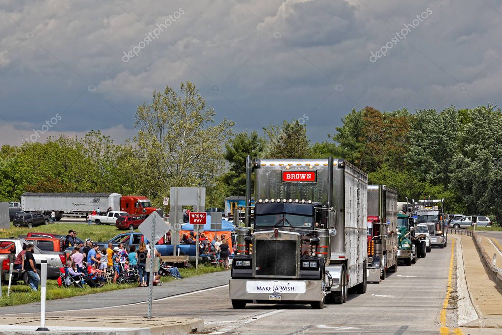 Mothers Day Truck Convoy in Lancaster Pennsylvania Stock Editorial
