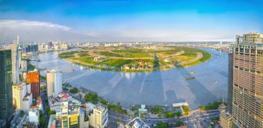 Ne zaman güneş parlar kentsel aşağı panorama yüksek görünüm Saigon manzarası