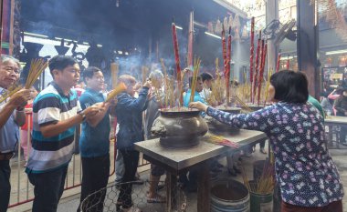 Hacılar pagoda ay yeni yılın ilk günü
