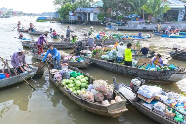 Pazar sabah yüzen kalabalık çiftçiler satınalma 