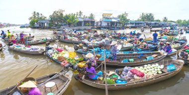 Pazar sabah yüzen kalabalık çiftçiler satınalma 
