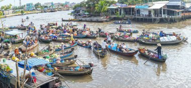 Pazar sabah yüzen kalabalık çiftçiler satınalma 