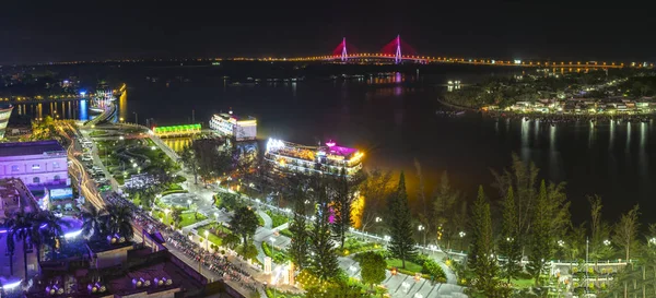 Ninh Kieu wharf at night change over time shows economic development in Mekong Delta — Stock Photo, Image