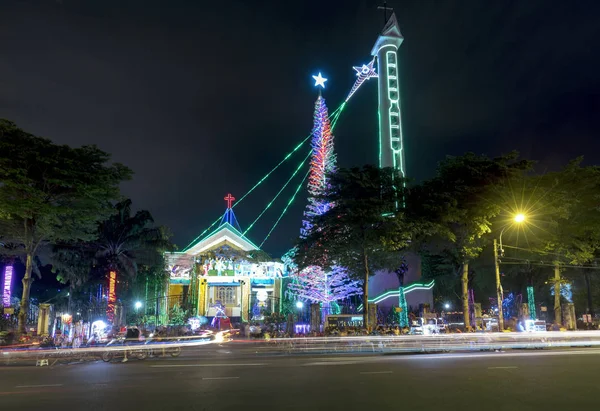 Cidade Chi Minh Vietnã Dezembro 2017 Iluminação Árvore Natal Belfry — Fotografia de Stock