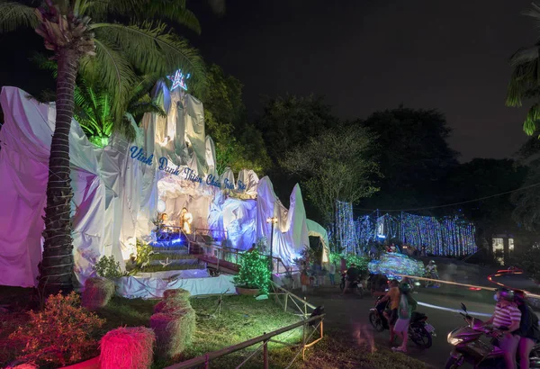 Chi Minh City Vietnam December 2017 Christmas Tree Lighting Cathedral — Stock Photo, Image