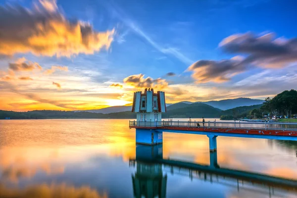 Lat Vietnam Enero 2018 Puesta Sol Belleza Arquitectónica Con Nubes —  Fotos de Stock