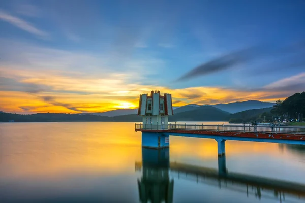 Lat Vietnam Enero 2018 Puesta Sol Belleza Arquitectónica Con Nubes —  Fotos de Stock