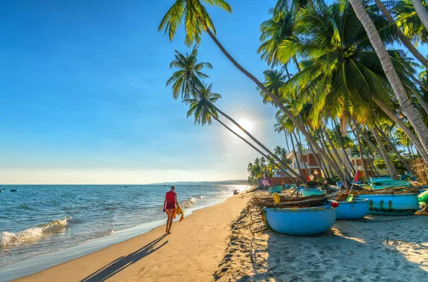 Mui Vietnam Nisan 2018 Yalnız Adam Gitmek Sonuna Kadar Hindistan — Stok fotoğraf