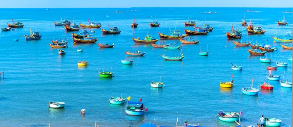 Mui Vietnam Abril 2018 Pueblo Pesquero Barco Pesquero Tradicional Con — Foto de Stock