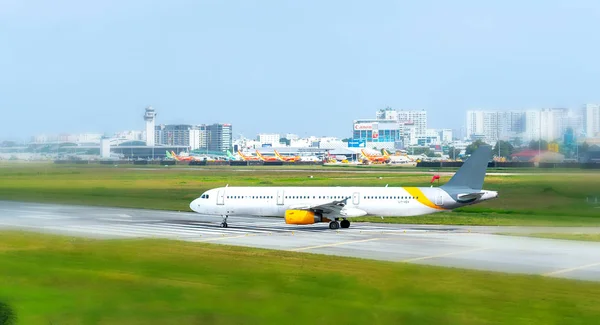 Мин Вьетнам Ноября 2019 Года Самолет Airbus A321 Vietjetair Движется — стоковое фото