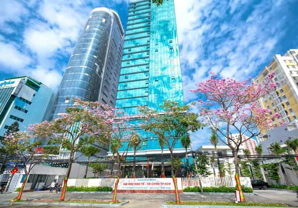 Cidade Chi Minh Vietnã Fevereiro 2019 Tráfego Rodoviário Avenida Com — Fotografia de Stock