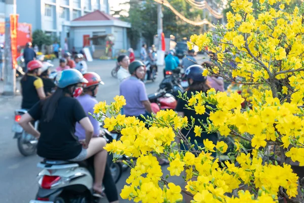 Cidade Chi Minh Vietnã Janeiro 2020 Bustle Comprar Flores Mercado — Fotografia de Stock