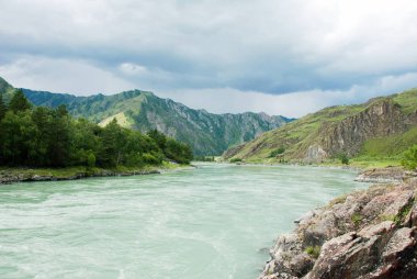 dağ nehir manzarası