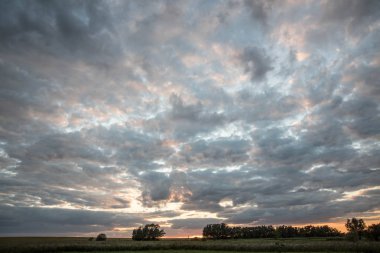 Gün batımı gökyüzü güzel manzara