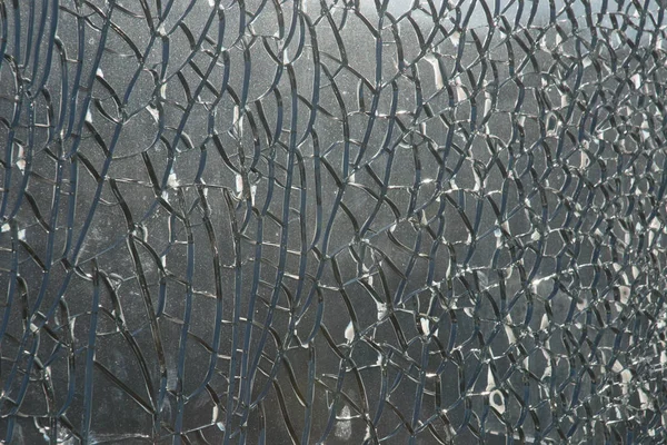 Detailní textury rozbitého skla černé a bílé — Stock fotografie