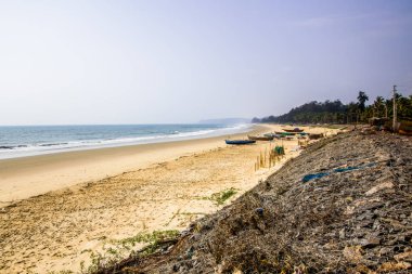 Ayak izi kum tekne ile