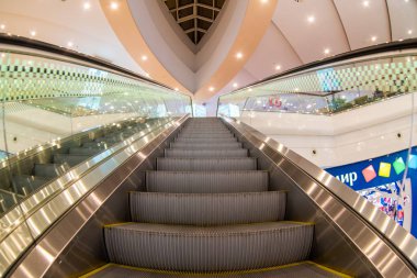 Columbus alışveriş alışveriş merkezinde yürüyen merdiven